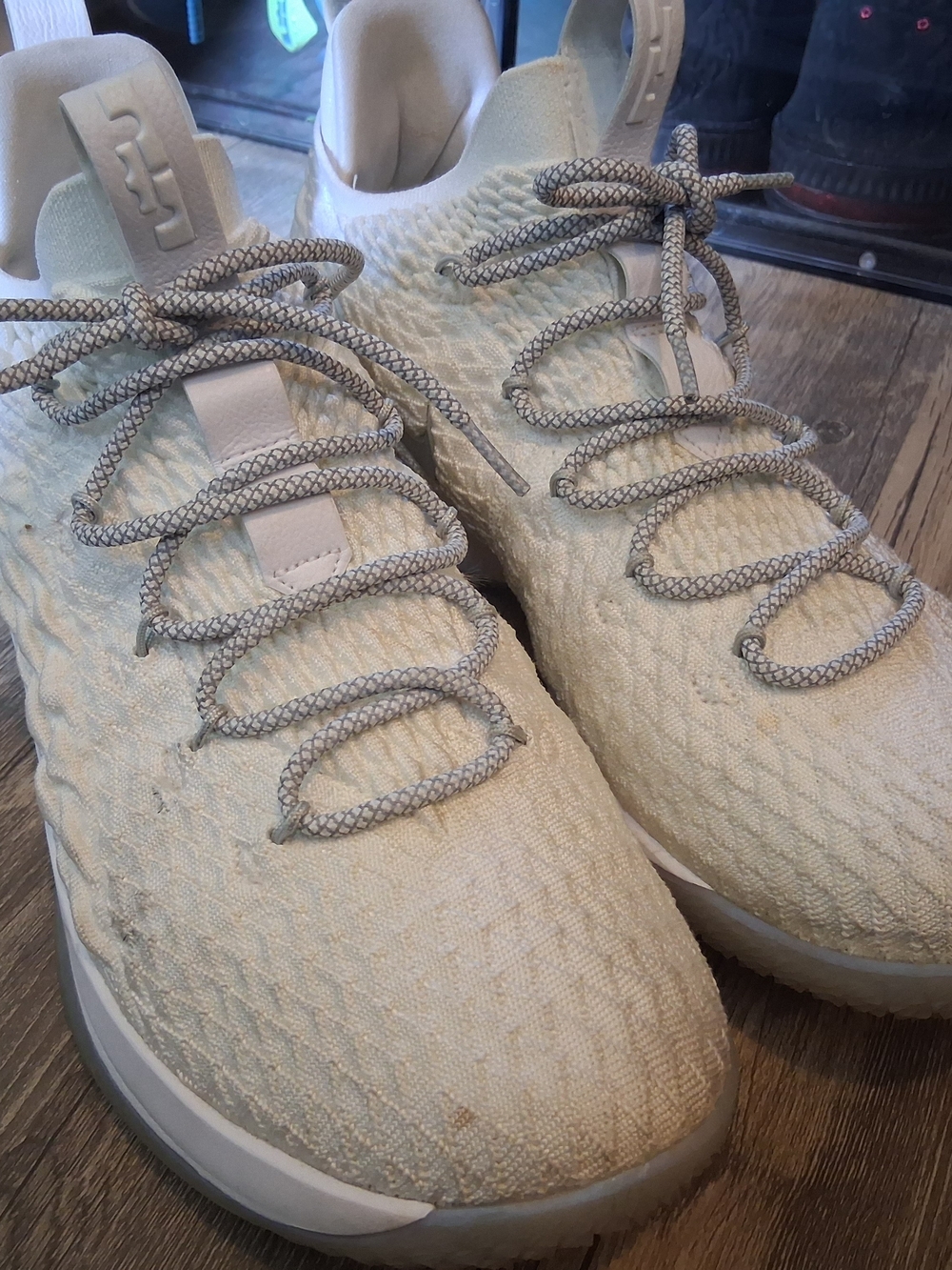 Men's Knit Low-Top Sneakers in Light Beige